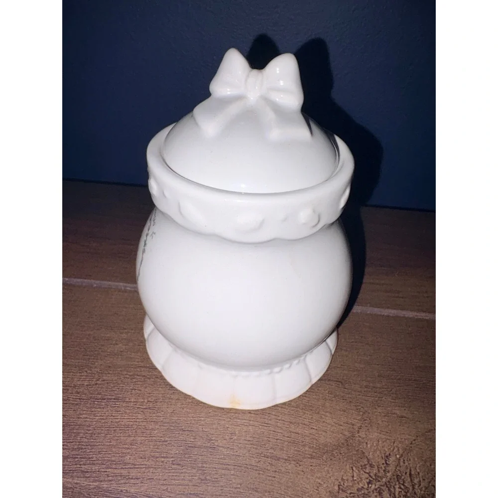 Precious Moments 1994 Happy Holly Days Ceramic Jar‎ Bow Lid Enesco Christmas